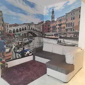 Appartement Zsuzsa Lak, Mestre